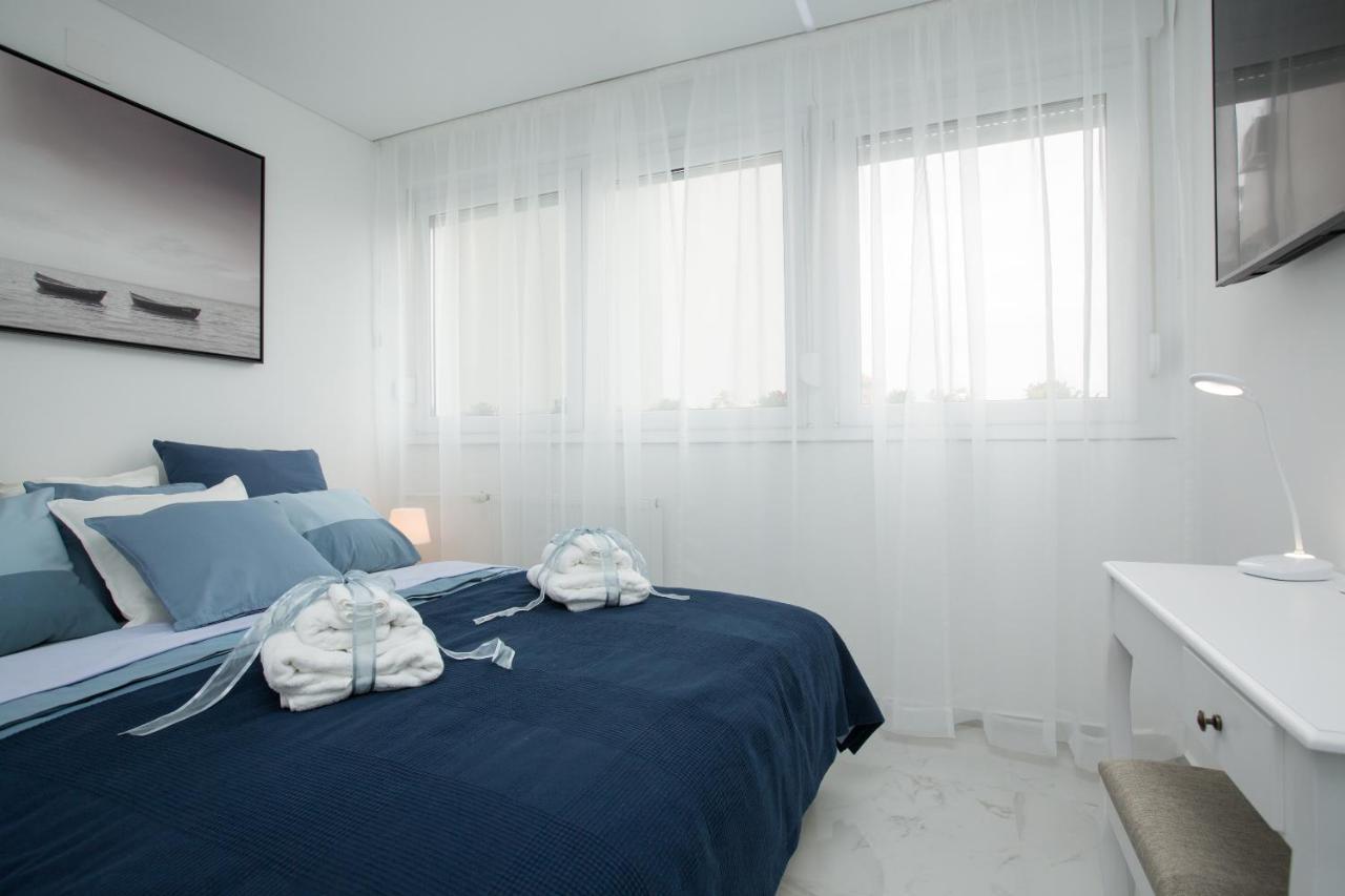Modern & Luxury Apt Zagreb Airport W/ Free Wifi Apartment Velika Gorica Exterior photo